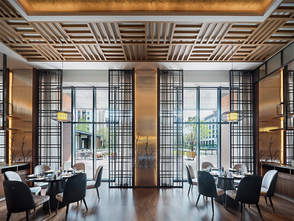 Star Hotel Design-Hyatt Regency Restaurant