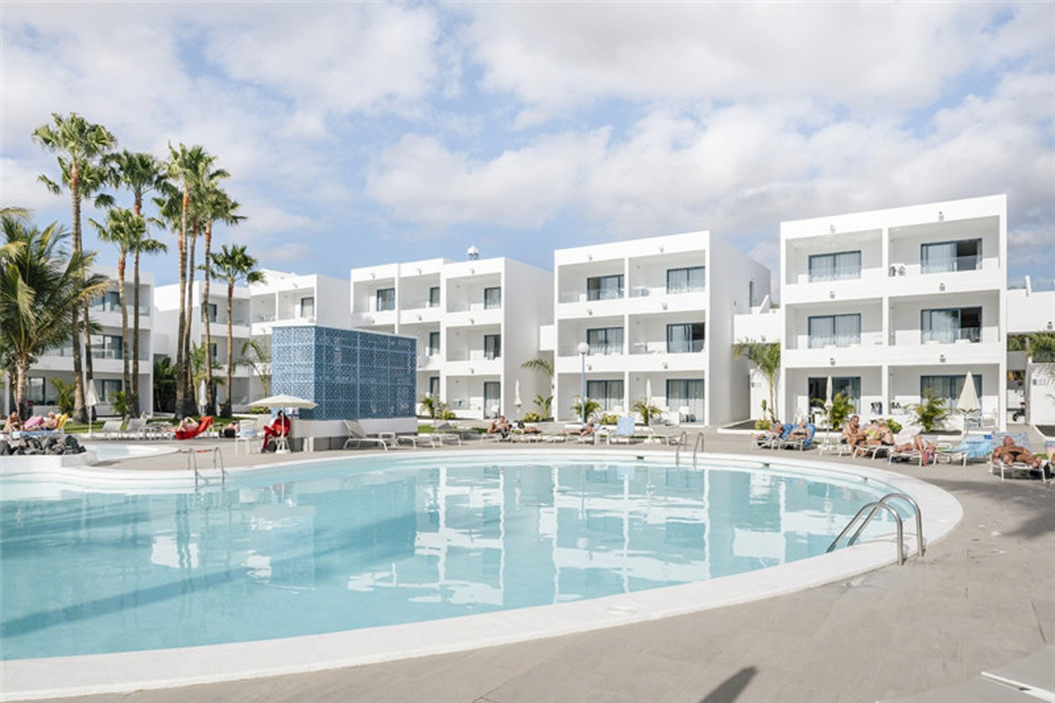 Swimming pool design of Beach Resort Hotel